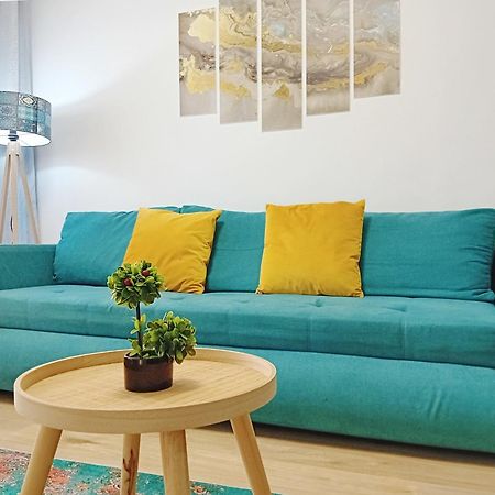 Sunshine - New & Quiet 1Br Apt, Business Area, Close To Airport, Highway A3, Subway Bucareste Exterior foto