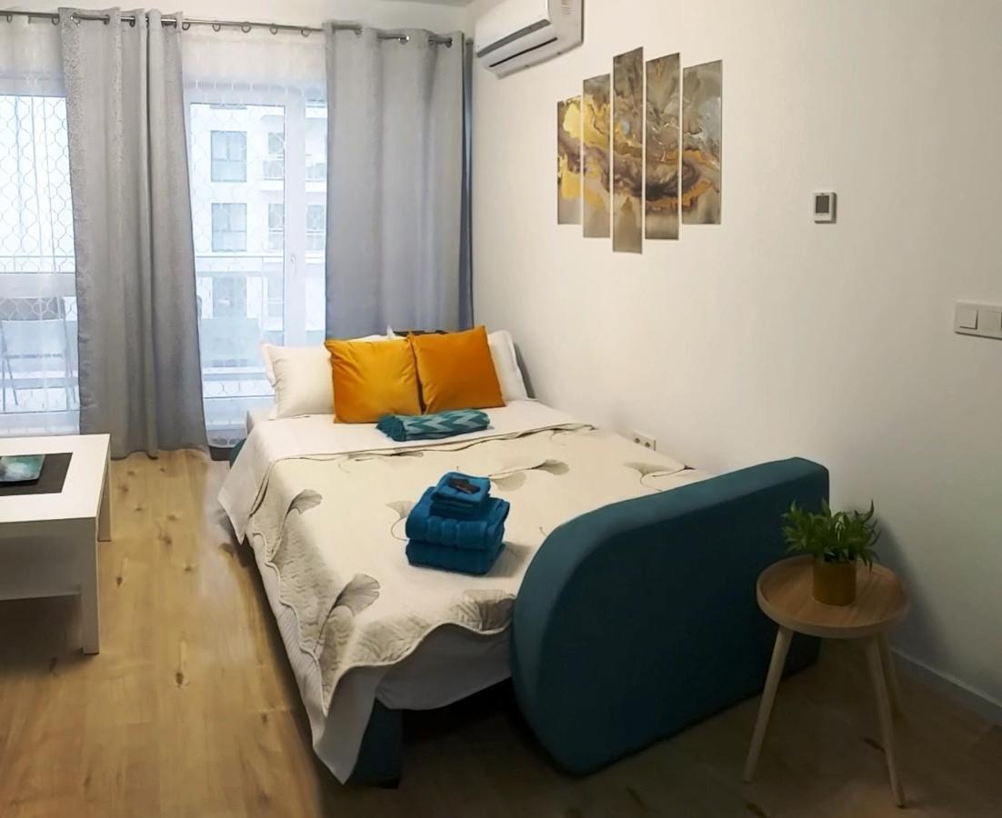 Sunshine - New & Quiet 1Br Apt, Business Area, Close To Airport, Highway A3, Subway Bucareste Exterior foto
